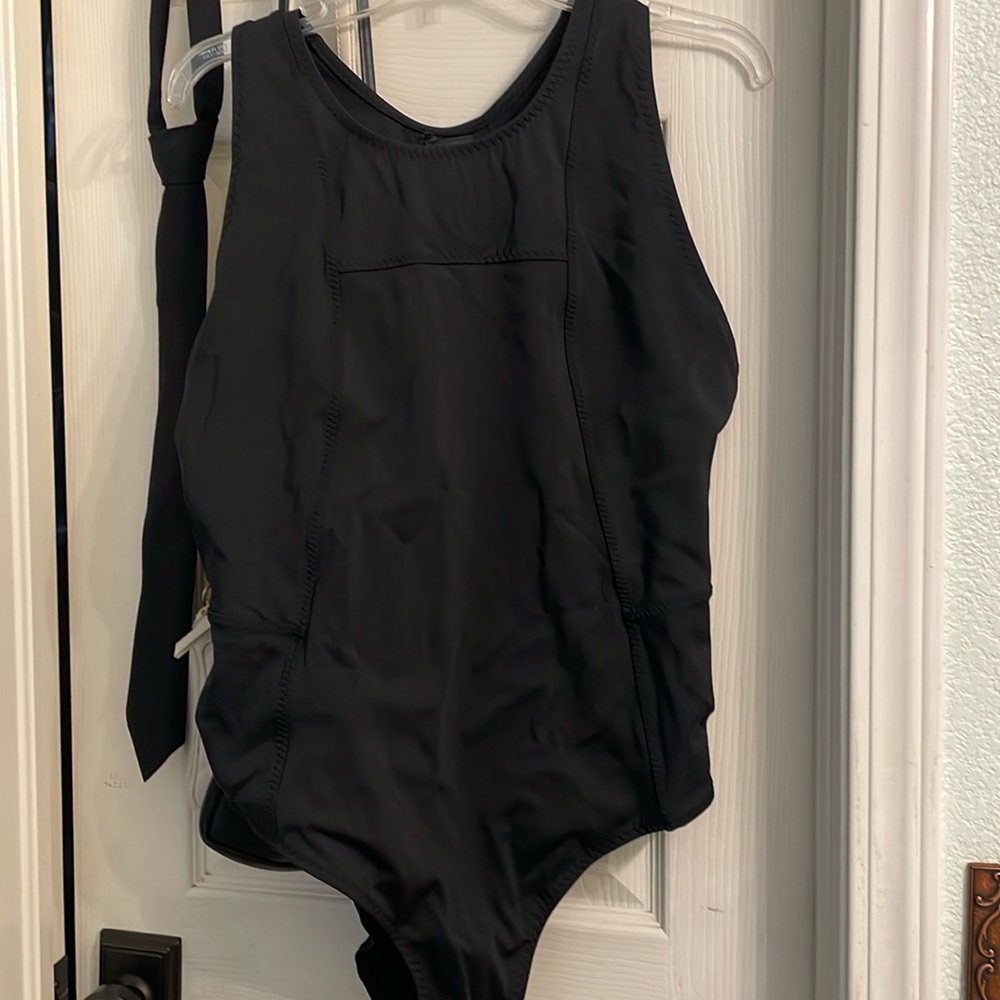 H&M Black One-Piece Swimsuit